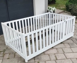 Aranżacja przytulnego pokoju dziecięcego z łóżkiem kojcem