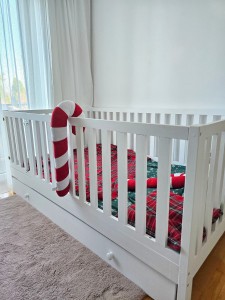 Łóżko rosnące z dzieckiem wymienne nóżki